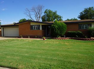 1003 E Cardwell St, Brownfield, TX 79316
