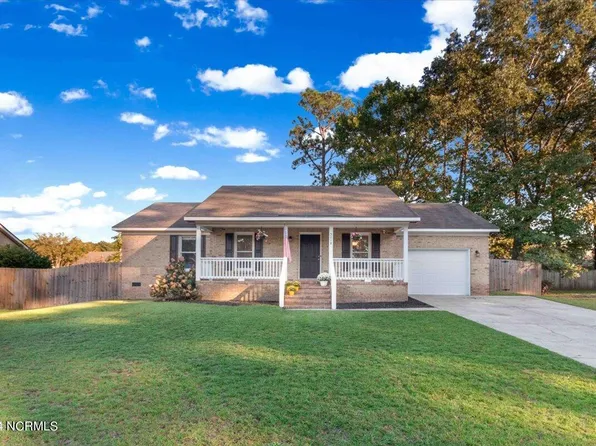 5018 Waterford Drive, Fayetteville, NC 28303