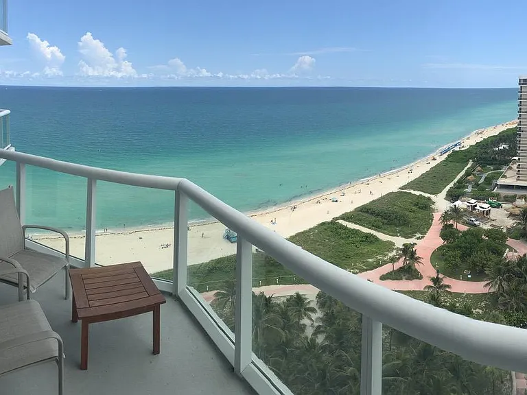 6515 Collins Ave #1605 — Photo 2