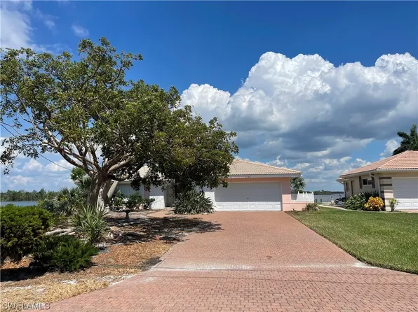 5630 Williams Dr, Fort Myers Beach, FL 33931