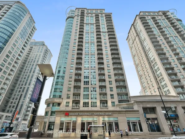 234 Rideau St #2302, Ottawa, ON K1N 0A9