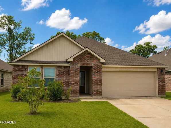 105 Still Lake Dr, Duson, LA 70529