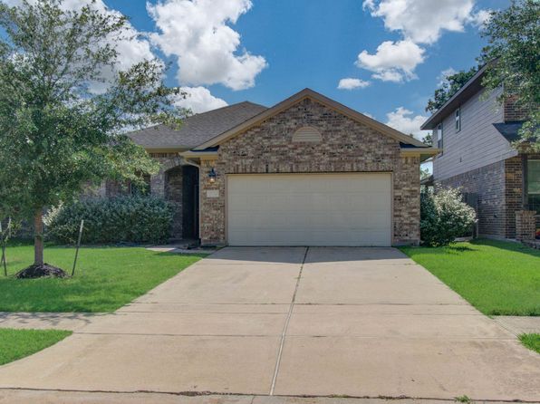 15618 Whispering Green Dr