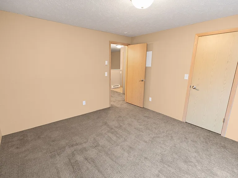 Graymayre Crossing Apartments — Photo 28
