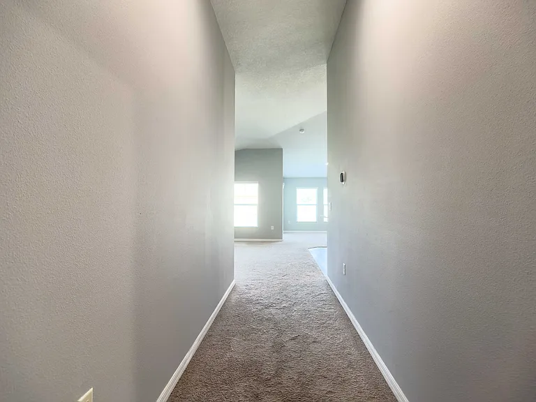 5936 Slate Rock Dr — Photo 6