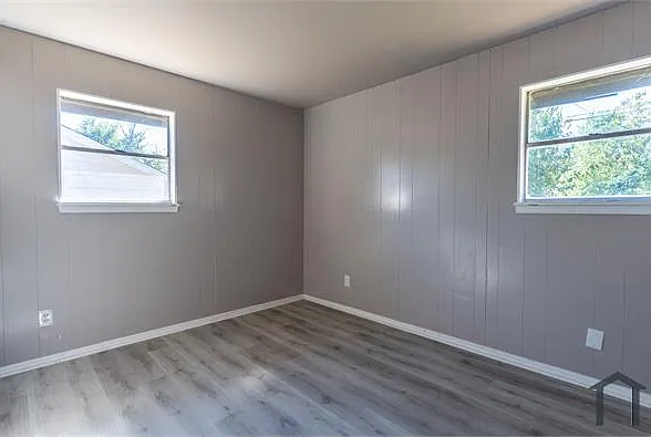 3721 Parkwoods Ln — Photo 18
