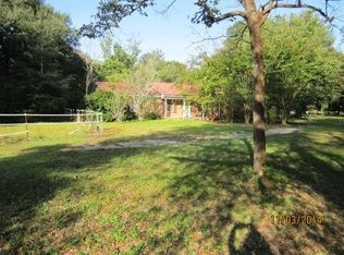 5462 Shamrock St, Milton, FL 32570