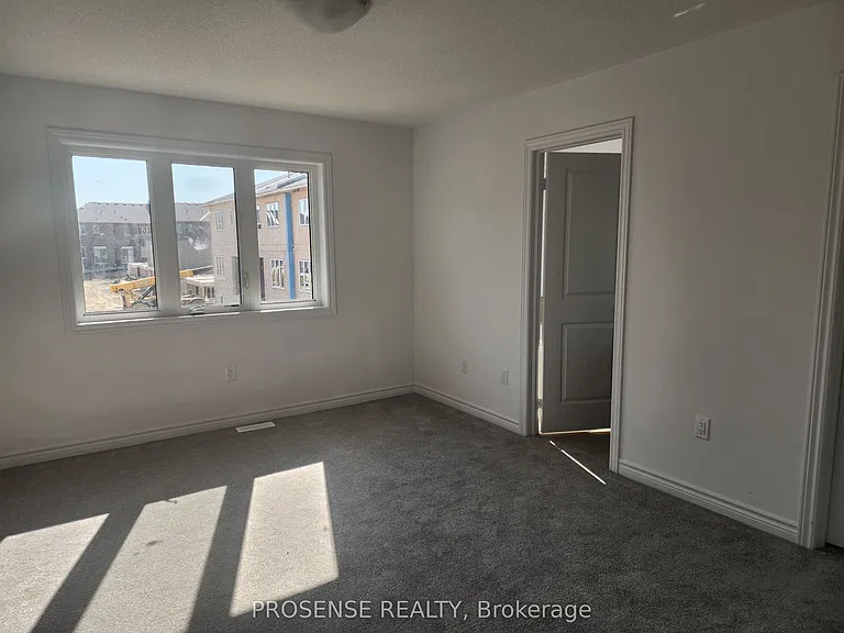 435 Van Dusen Ave — Photo 28