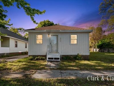 902 Turner Ave, Muskegon, MI, 49442