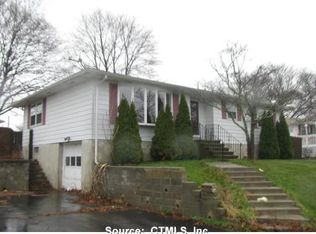 86 Meadow View St, East Haven, CT 06512