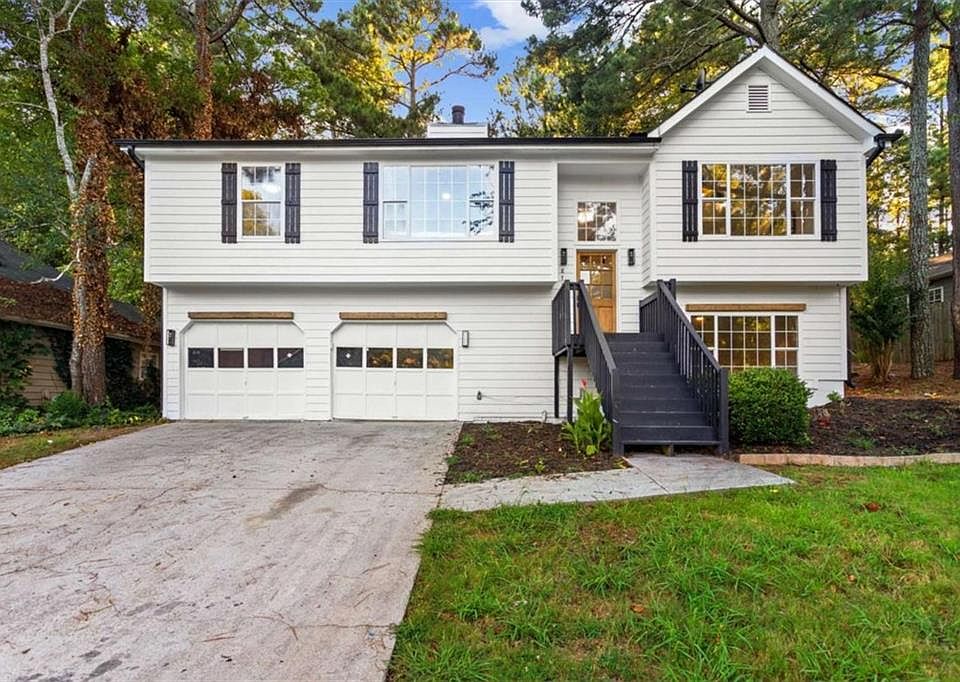 1st image of 873 Stonebrook Dr