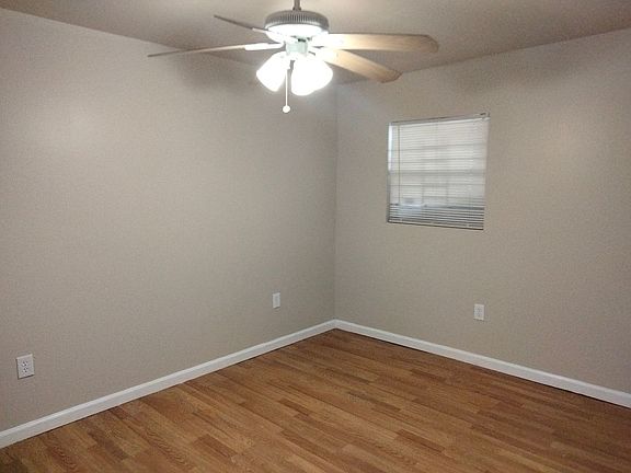 5th image of 4848 Laine Ave