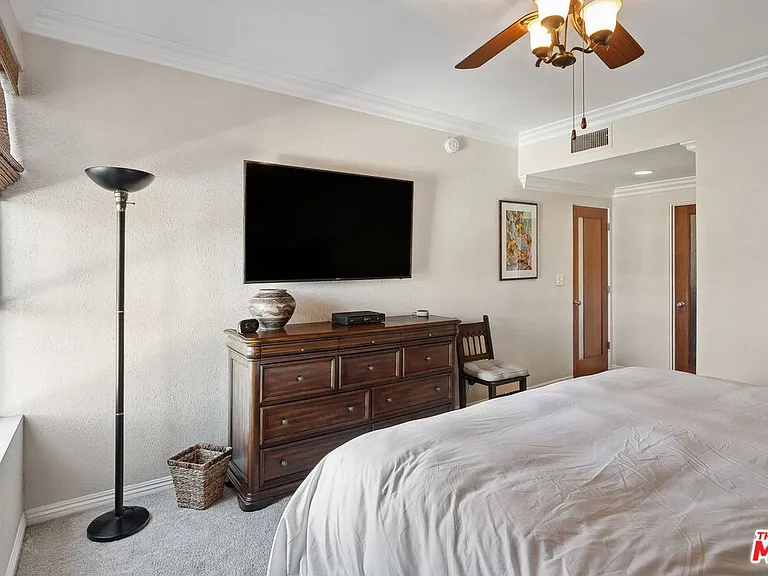 12115 San Vicente Blvd #311 — Photo 22
