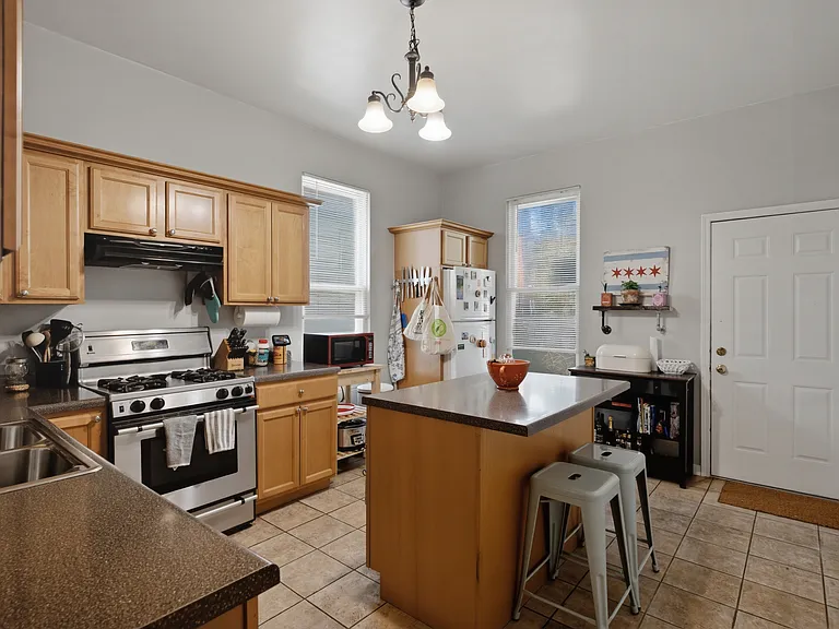 3814 N Marshfield Ave #1 — Photo 6