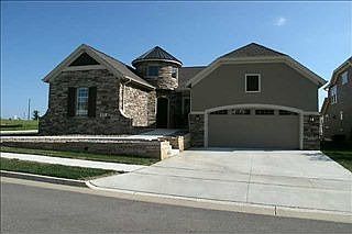 3rd image of 5418 Sandstone Dr