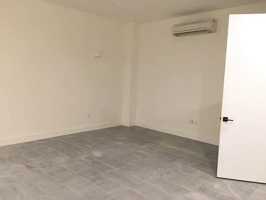 Rented by Lang Realty LLC | media 15