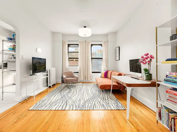 19 Saint Johns Pl APT 4A, Brooklyn, NY 11217