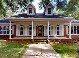 102 Cedar Chase Ct, Dothan, AL 36303