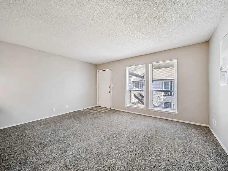 Cedar Park Apartments — Photo 11