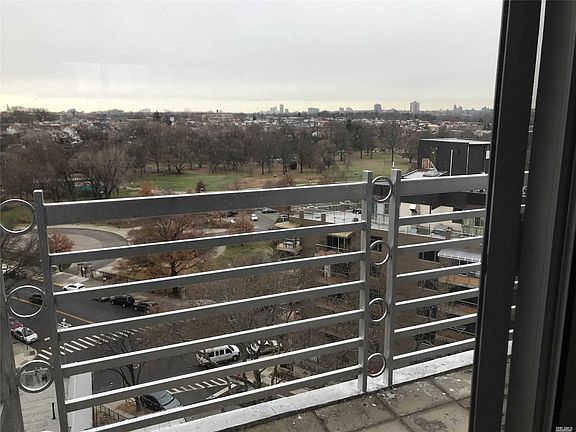 5th image of 133-20 Avery Ave #9C