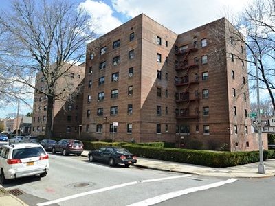 147-14 84th Rd #3B, Jamaica, NY, 11435