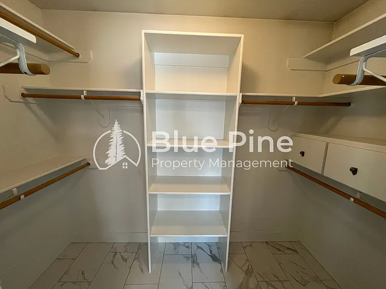 157 Leesburg Ln — Photo 20