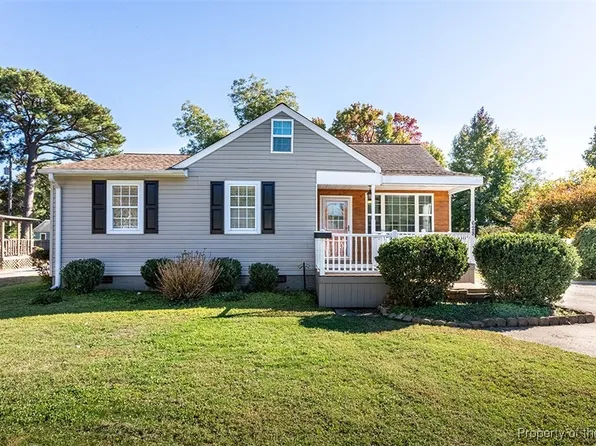 628 Temple Ln, Newport News, VA 23605