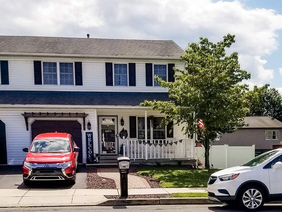 1st image of 208 Evergreen Ln