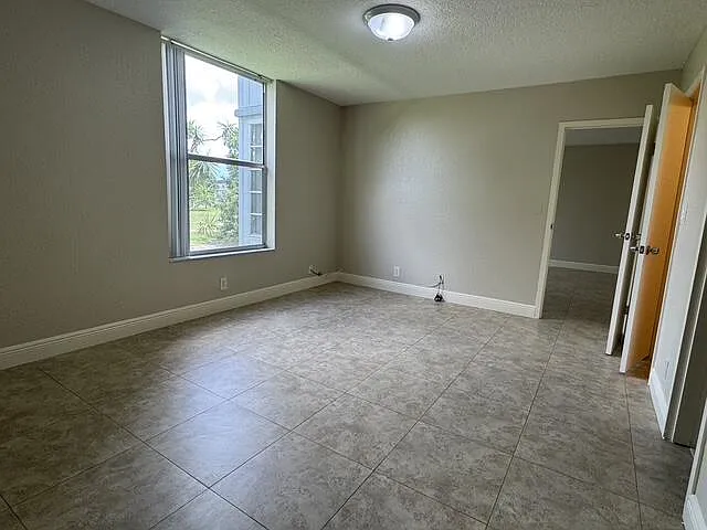 8411 Lagos De Campo Blvd #204U — Photo 13