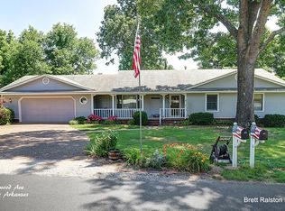 101 Edgewood Ave, Springdale, AR 72764