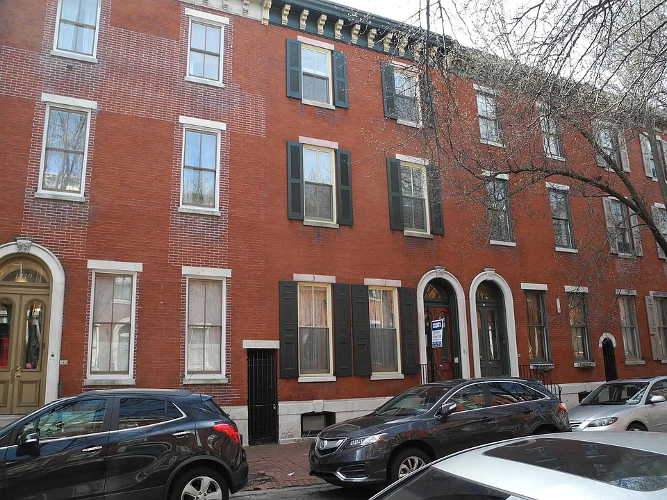 1712 Wallace St #301