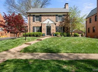 7447 York Dr, Saint Louis, MO