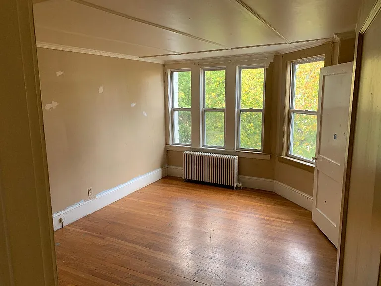 53 Silver St #3 — Photo 3