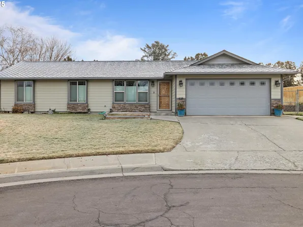 435 SE 9th Ct, Hermiston, OR 97838