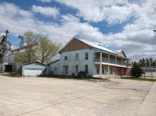 100 N State St, Poplar Grove, IL 61065