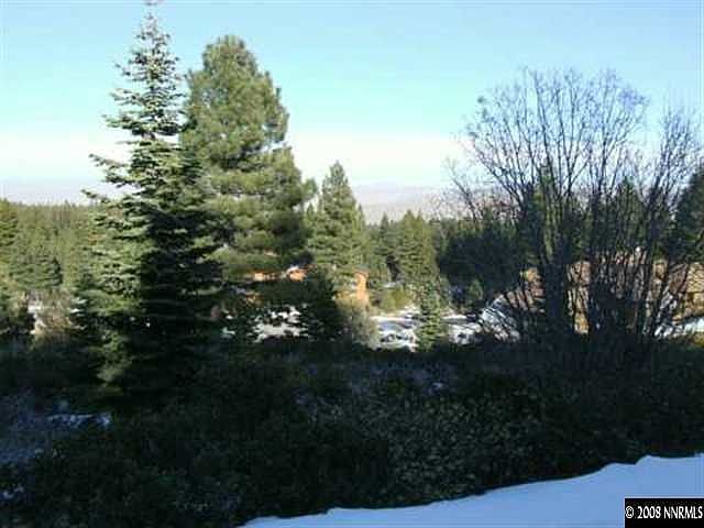 2nd image of 110 W Jeffrey Pine Rd