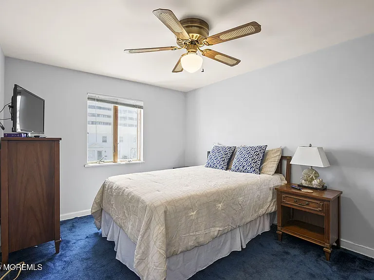 5 Vine Ct — Photo 10