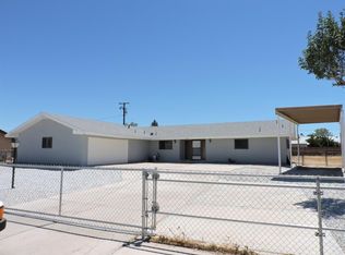 21201 Cowichan Rd, Apple Valley, CA 92308