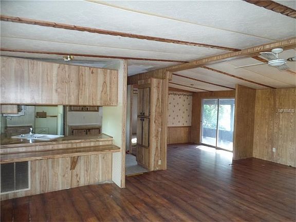 4th image of 2640 Lake Ellen Dr