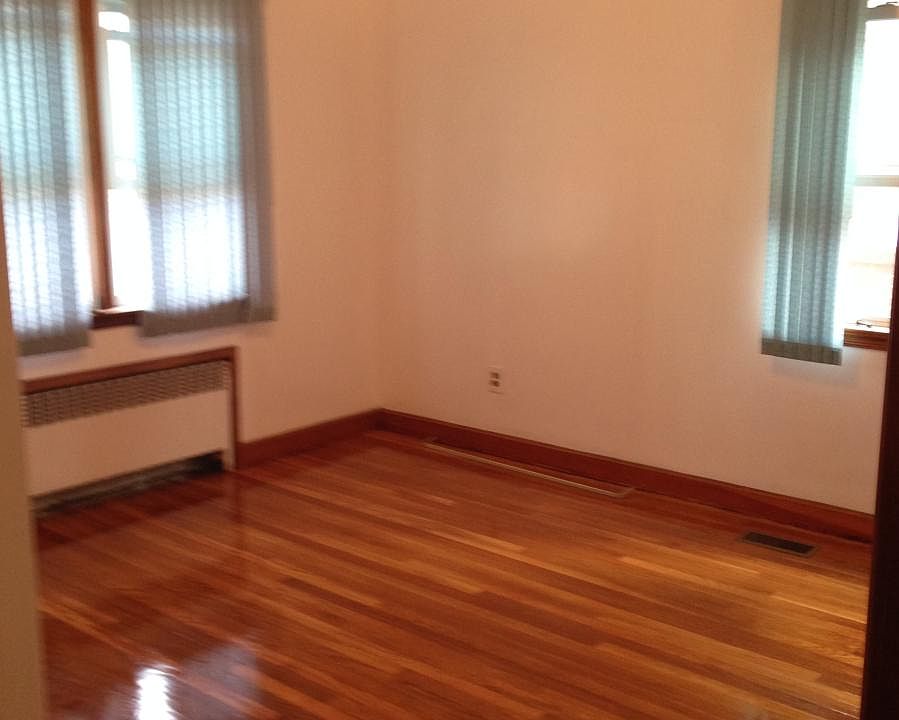 2nd image of 99 Carteret Ave