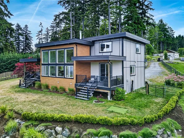 6499/6495 Doumont Rd, Nanaimo, BC V9T 6G7