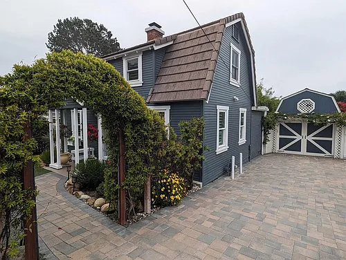 201 N Rios Ave Photo 1