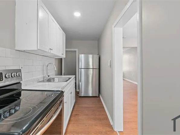 3427 Ravenwood Ave, Baltimore, MD 21213