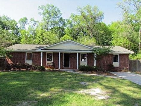 2nd image of 5007 Dogwood St