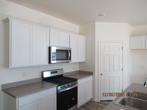 3rd image of 7407 Farmdale St