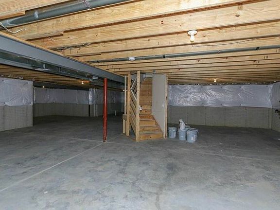4th image of 6606 Audubon Ave