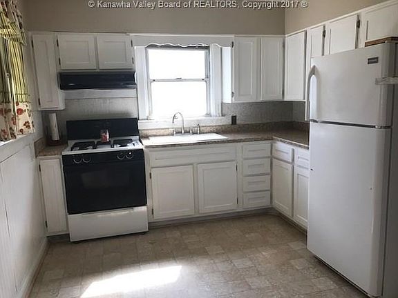 5th image of 2116 Lincoln Ave