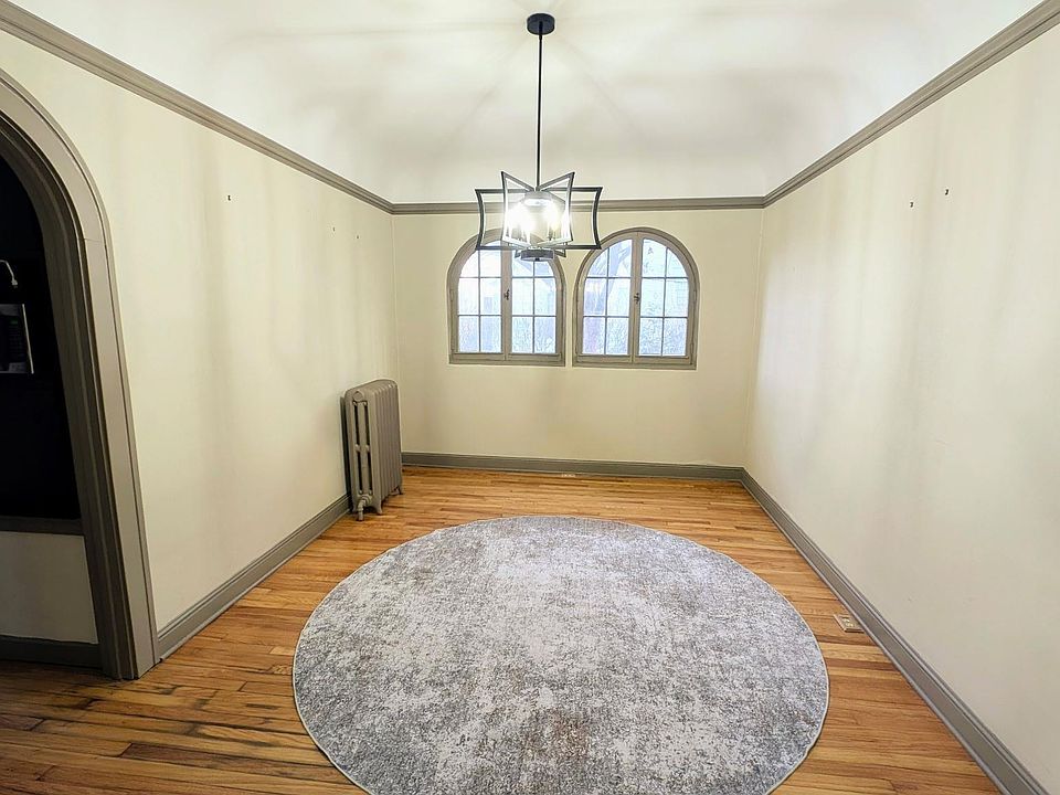 10th image of this home