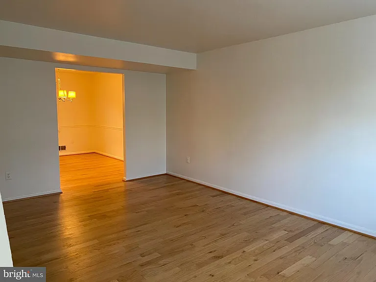 6802 Dina Leigh Ct — Photo 6