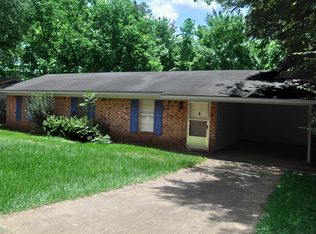 220 Warren Dr, Nacogdoches, TX 75964